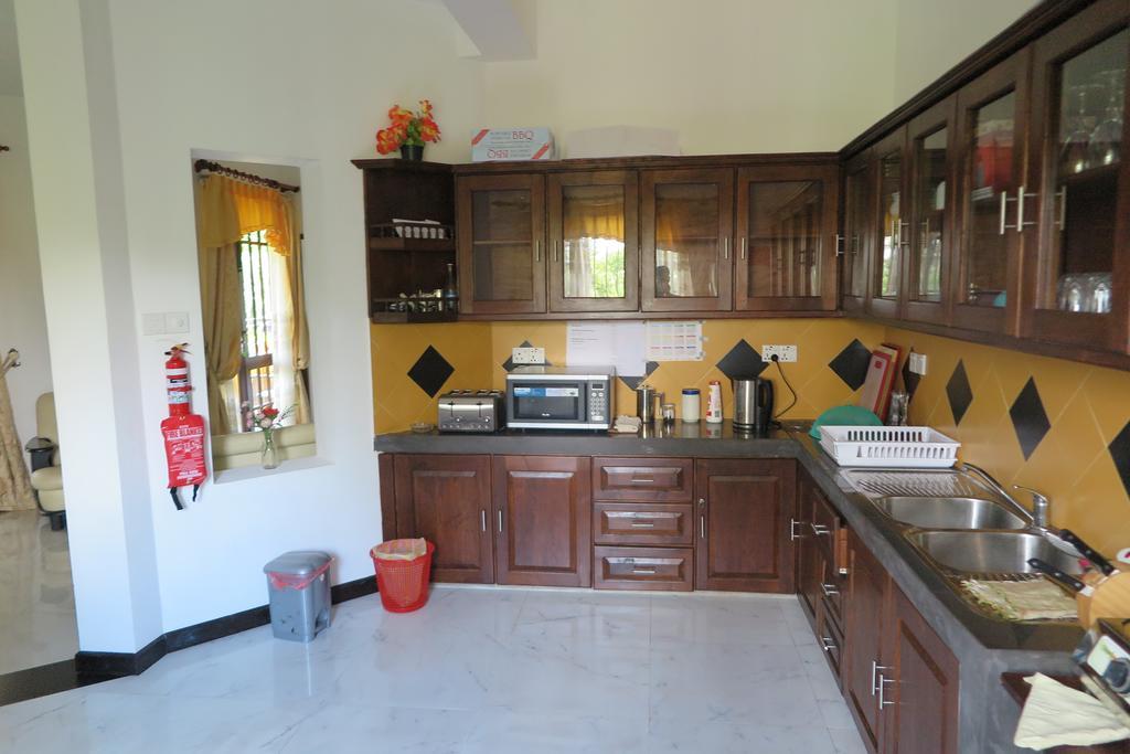 Villa16Hikkaduwa Buitenkant foto